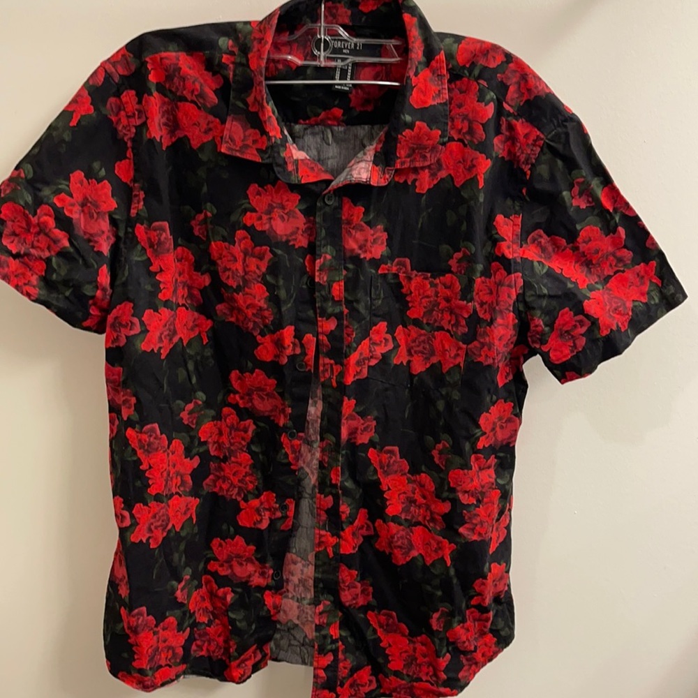 Forever 21 | Floral Short Sleeve Button Down